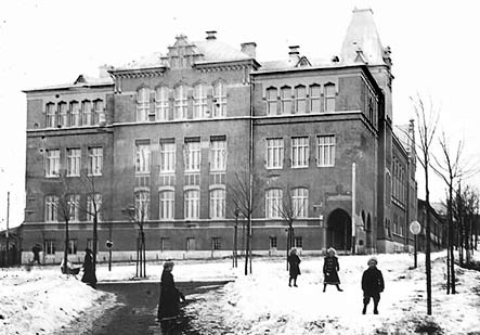 Tampereen Suomalainen Tyttkoulu noin 1902-1910